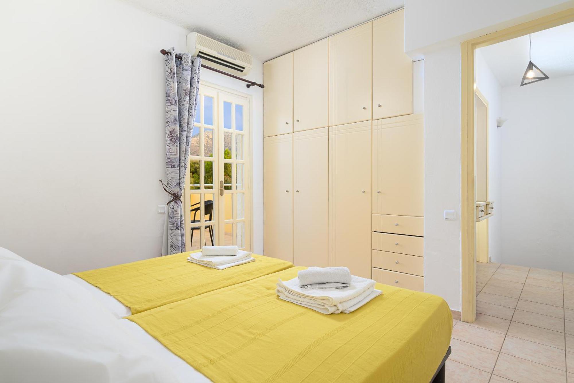 Renia'S Villas Херсониссос Экстерьер фото