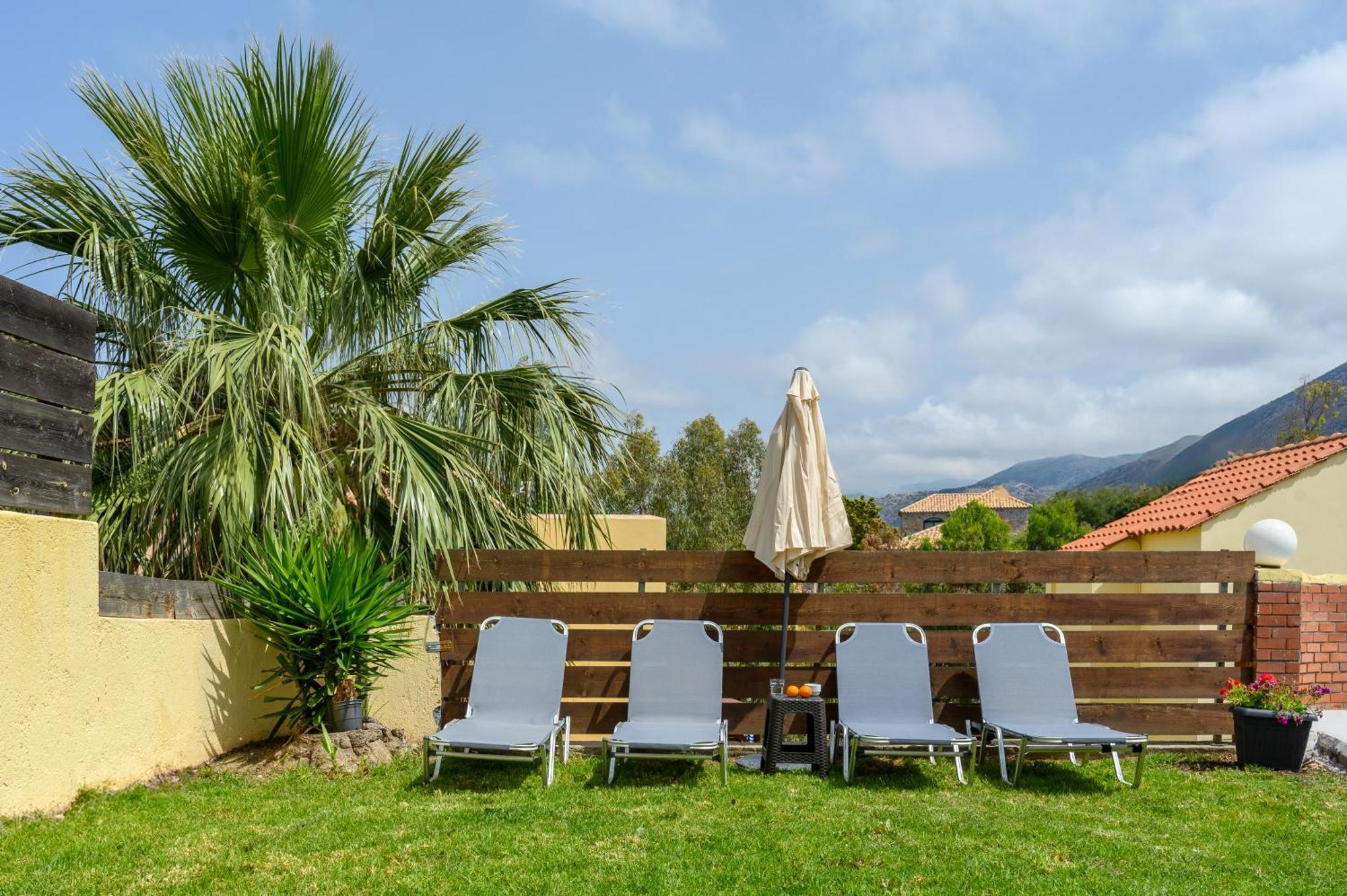 Renia'S Villas Херсониссос Экстерьер фото